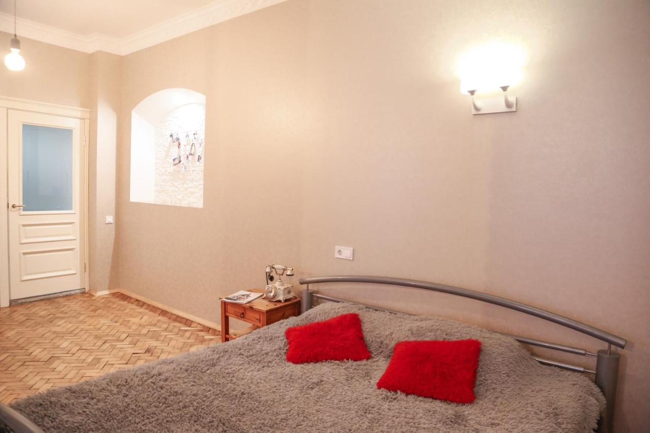 Monro - Heart Of Lviv Apartment Екстериор снимка