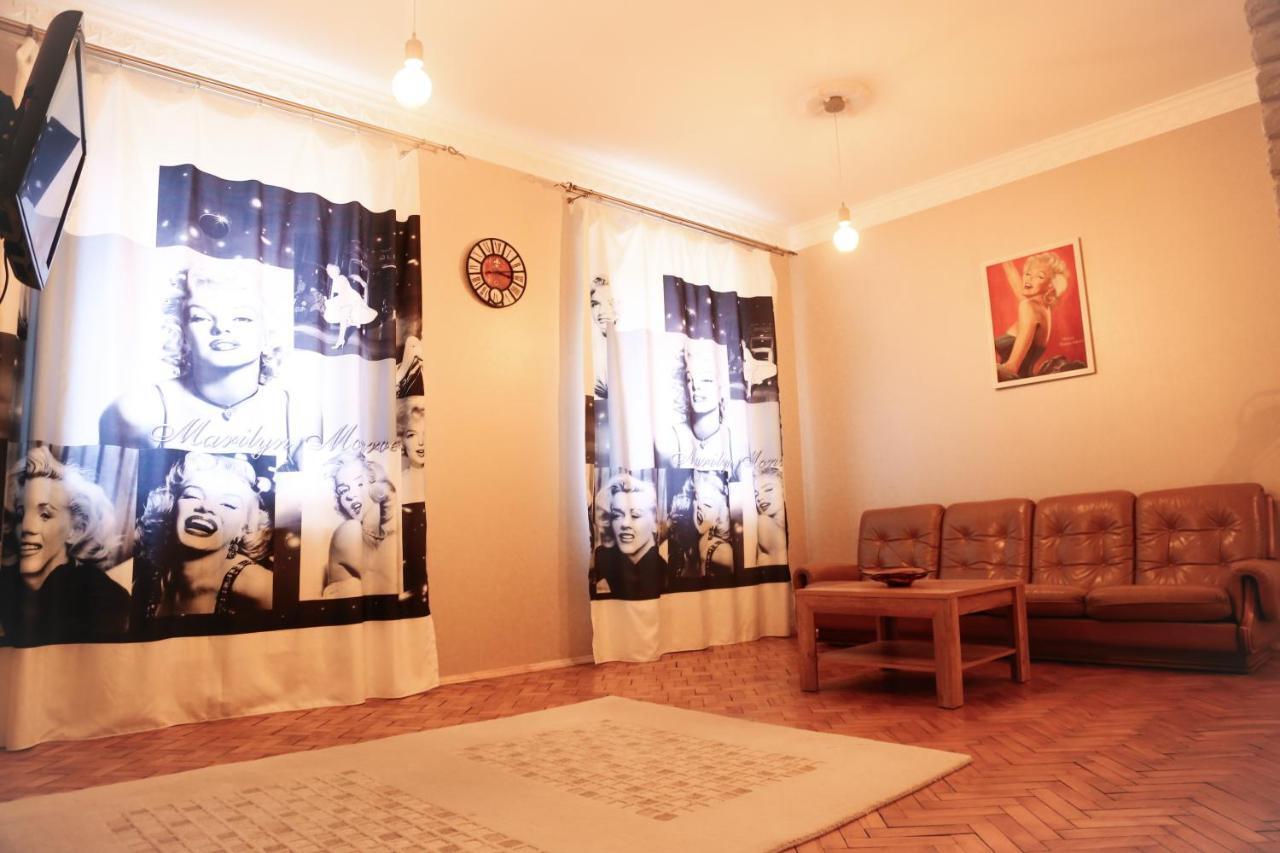 Monro - Heart Of Lviv Apartment Екстериор снимка